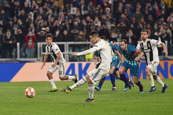 Cristiano Ronaldo Juventus penalty v Atletico Madrid Turin 2019