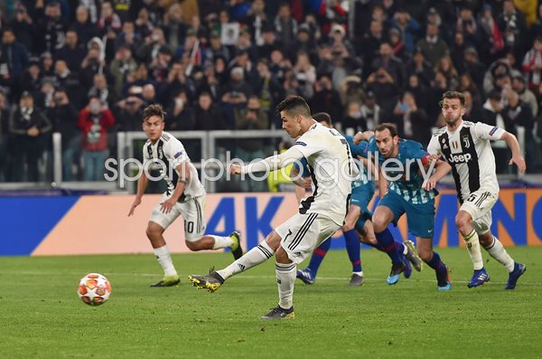 Cristiano Ronaldo Juventus penalty v Atletico Madrid Turin 2019
