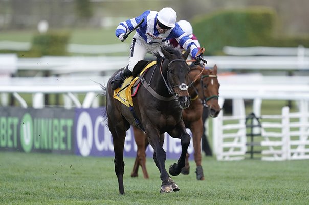 Bryony Frost & Frodon win Ryanair Chase Cheltenham 2019