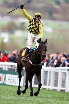 Paul Townend & Al Boum Photo win Cheltenham Gold Cup 2019