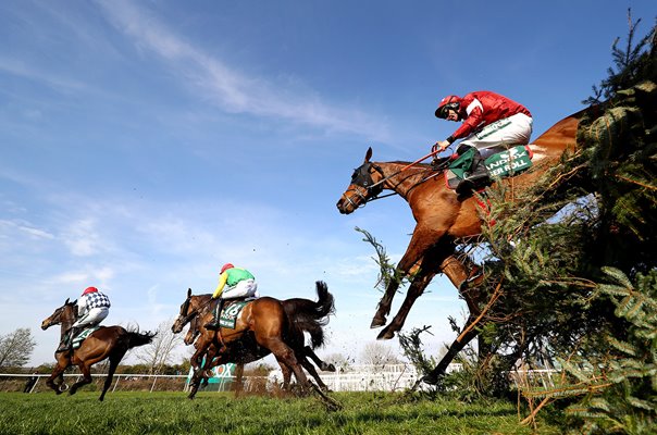 Davy Russell & Tiger Roll Canal Turn Grand National Aintree 2019