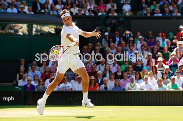 Roger Federer Switzerland forehand v Milos Raonic Wimbledon 2016