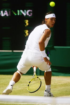 Rafael Nadal Spain trick shot Wimbledon Singles Final 2008 