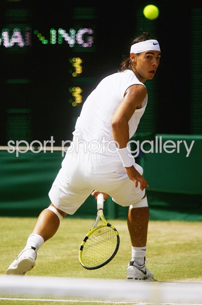 Rafael Nadal Spain trick shot Wimbledon Singles Final 2008 