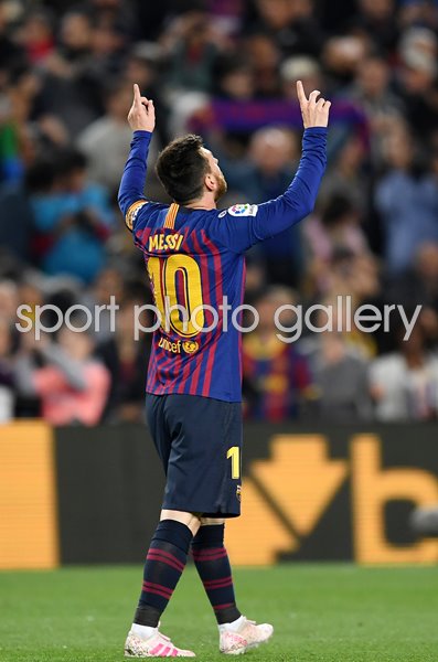 Lionel Messi Barcelona Goal v Levante La Liga 2019