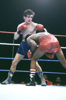 Barry McGuigan Northern Ireland v Eusebio Pedroza London 1985