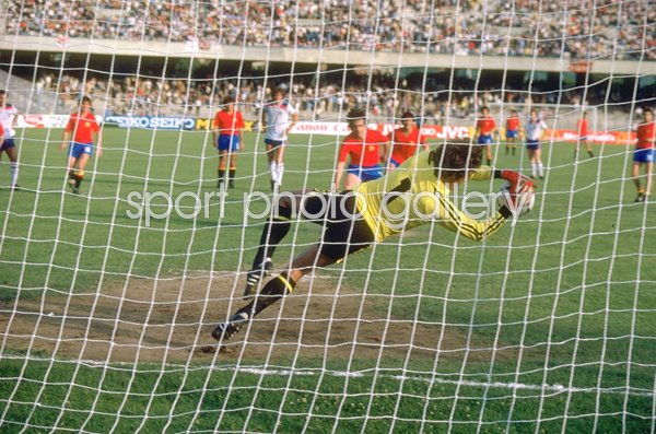 Ray Clemence England Penalty Save v Spain Euro 1980