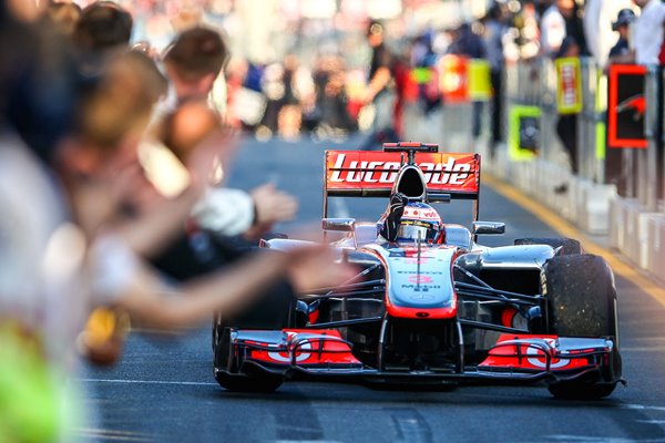 Jenson Button Great Britain & McLaren wins Australian F1 GP 2012