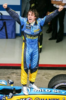 Fernando Alonso Spain & Renault wins Brazilien GP Interlagos 2012