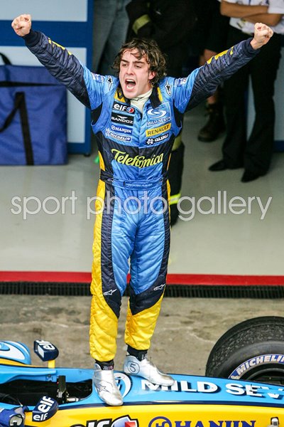 Fernando Alonso Spain & Renault wins Brazilien GP Interlagos 2012
