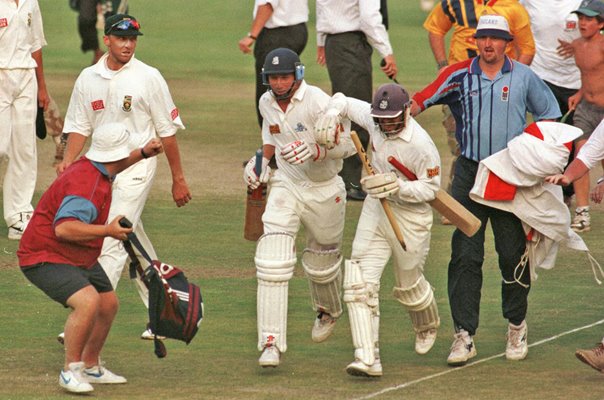 Mike Atherton & Jack Russell England save Test Johannesburg 1995