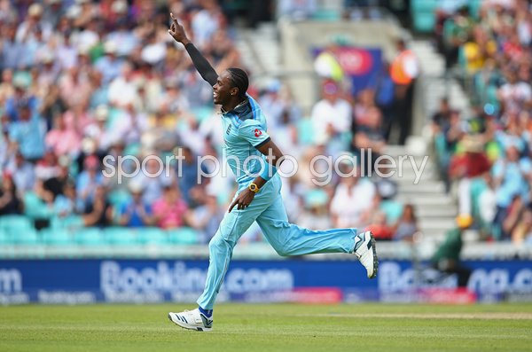 Jofra Archer England celebrates v South Africa World Cup 2019
