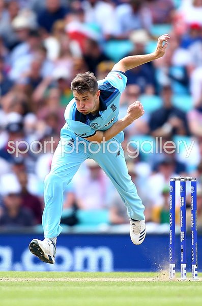 Chris Woakes England bowls v South Africa World Cup 2019