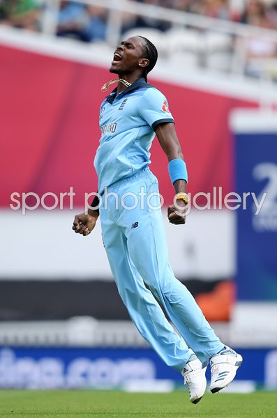 Jofra Archer England celebrates v South Africa World Cup 2019