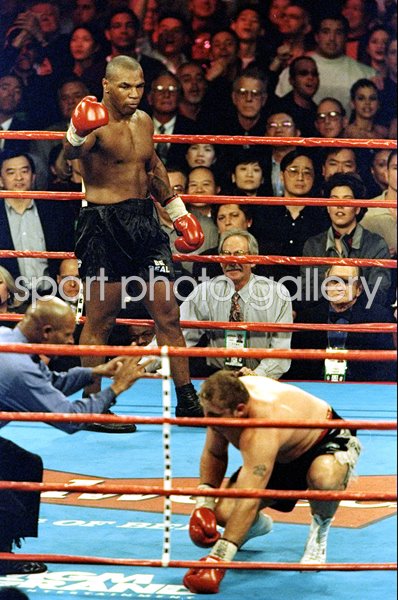 Mike Tyson beats Francois Botha Las Vegas 1999