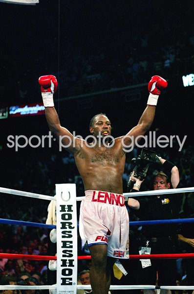  Lennox Lewis Great Britain beats Mike Tyson Memphis 2002