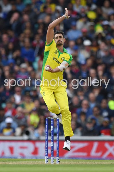 Mitchell Starc Australia bowls v Sri Lanka World Cup 2019