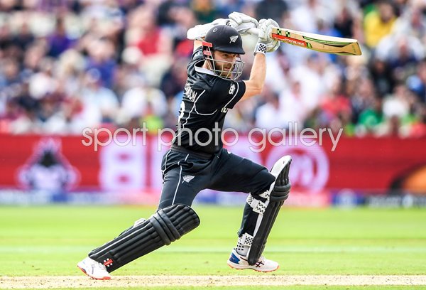 Kane Williamson New Zealand drives v South Africa World Cup 2019