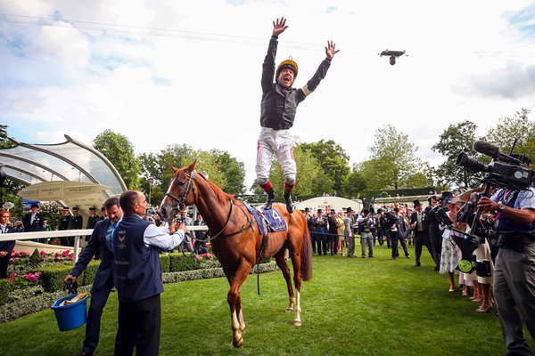 Frankie Dettori celebrates Stradivarius win Gold Cup Royal Ascot 2019