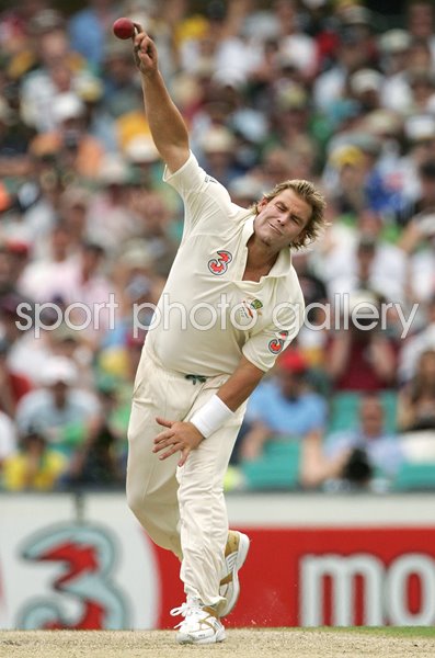 Shane Warne Australia bowls 5th Ashes Test Sydney 2007