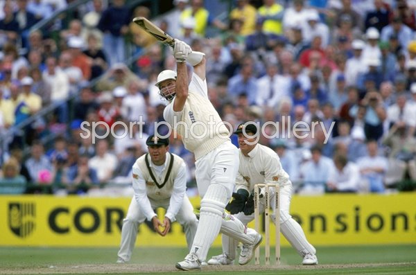 Graeme Hick England & Ian Healy Australia Old Trafford Ashes 1993