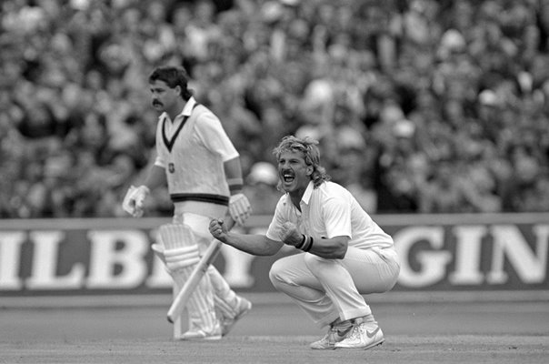 Ian Botham England & David Boon Australia Ashes 1985