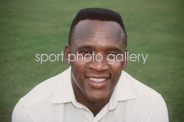 Devon Malcolm England Fast Bowler 1996