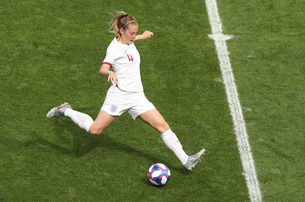 Keira Walsh England v Cameroon Valenciennes World Cup 2019