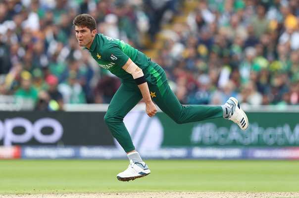 Shaheen Afridi Pakistan bowls v New Zealand World Cup 2019