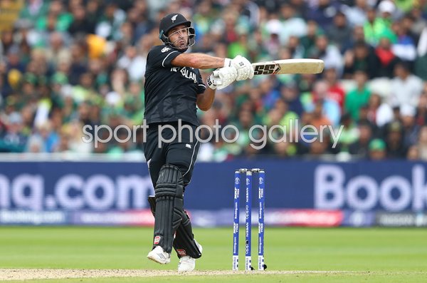 Colin de Grandhomme New Zealand v Pakistan World Cup 2019