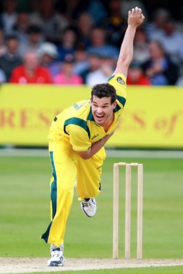 Clint Mckay Australia v Essex Tour Match 2012