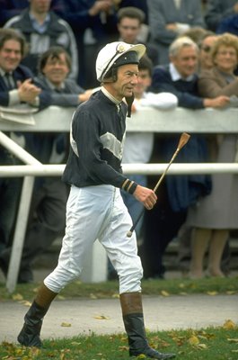 Jockey Lester Piggott return Leicester Races 1990