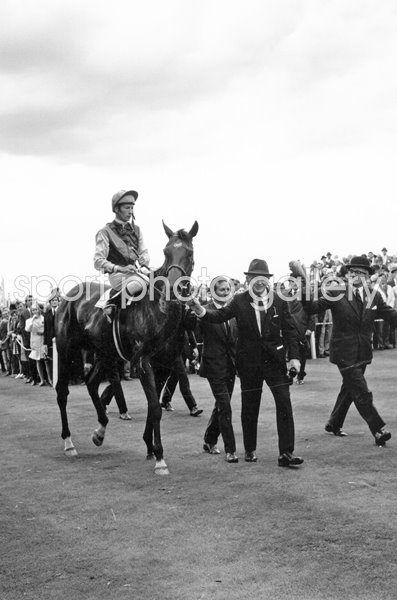 Lester Piggott & Nijinsky win King George Ascot 1970