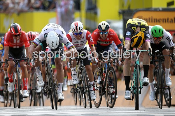 Mike Teunissen out-sprints Peter Sagan Stage 1 Tour de France 2019
