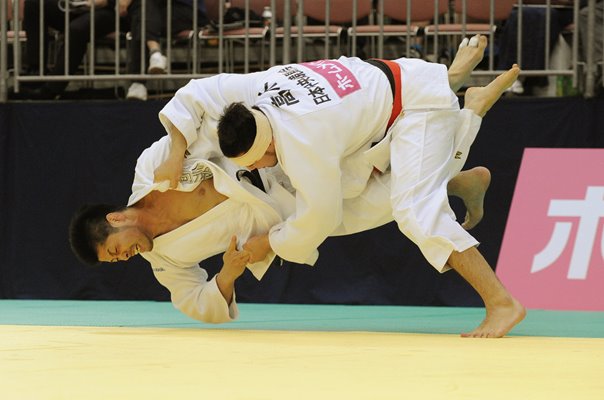 Kaihan Takagi throws Tatsuki Masubuchi Ippon All Japan Judo Championships 2015