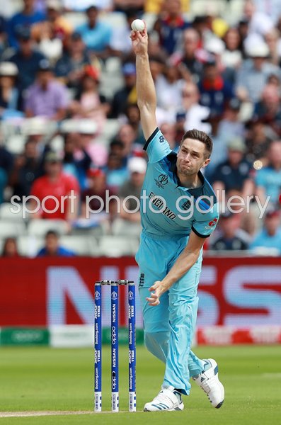 Chris Woakes England bowls v Australia Semi-Final World ...