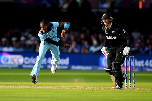 Jofra Archer England bowls Super Over World Cup 2019 Final