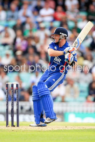 Ian Bell England v Australia Oval 2012