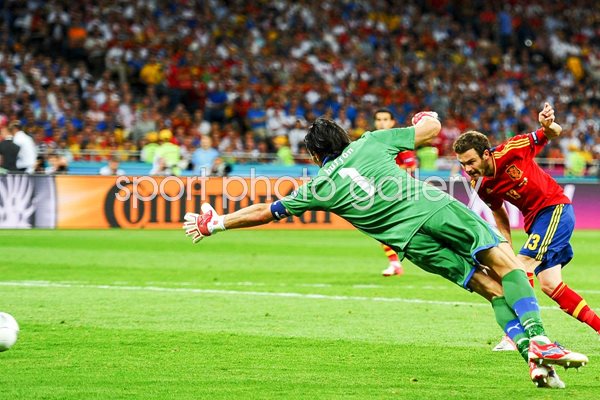 Juan Mata scores Spain v Italy EURO 2012 Final