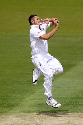 Tim Bresnan bowls for England v Bangladesh 2010