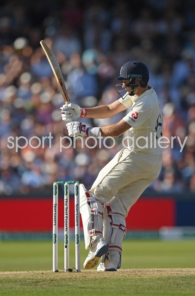 Joe Root England v Australia Headingley Ashes Test 2019