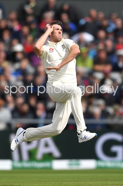 Craig Overton England v Australia bowls Old Trafford Ashes 2019