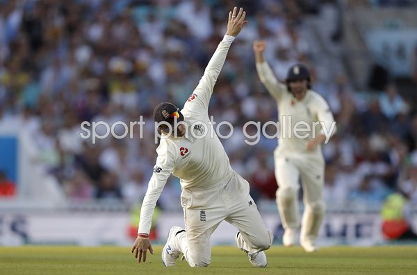Joe Root England winning catch v Australia Oval Ashes 2019