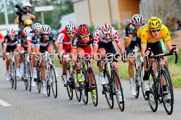 Bradley Wiggins leads Tour de France 2012