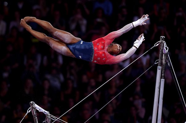Simone Biles USA Uneven Bars Routine World Gymnastics Stuttgart 2019