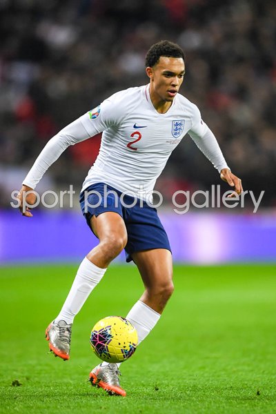 Trent Alexander-Arnold England v Montenegro Wembley 2019