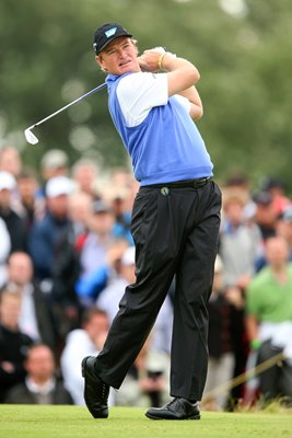 Ernie Els birdies 2012 Open Champion