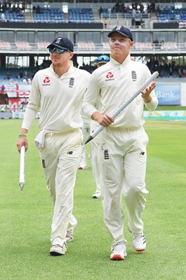 Dom Bess and Ollie Pope England beat South Africa Port Elizabeth 2020 