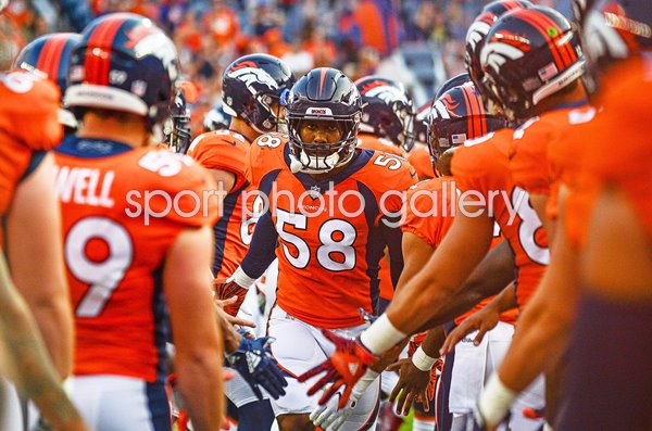 Von Miller Denver Broncos Linebacker Mile High Stadium 2018