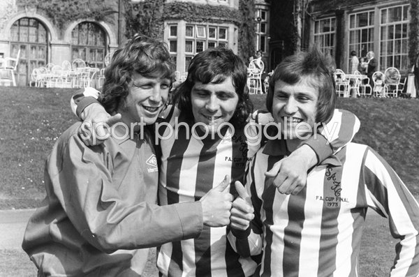 Jimmy Montgomery, Ian Porterfield and Dennis Tueart Sunderland FC 1973